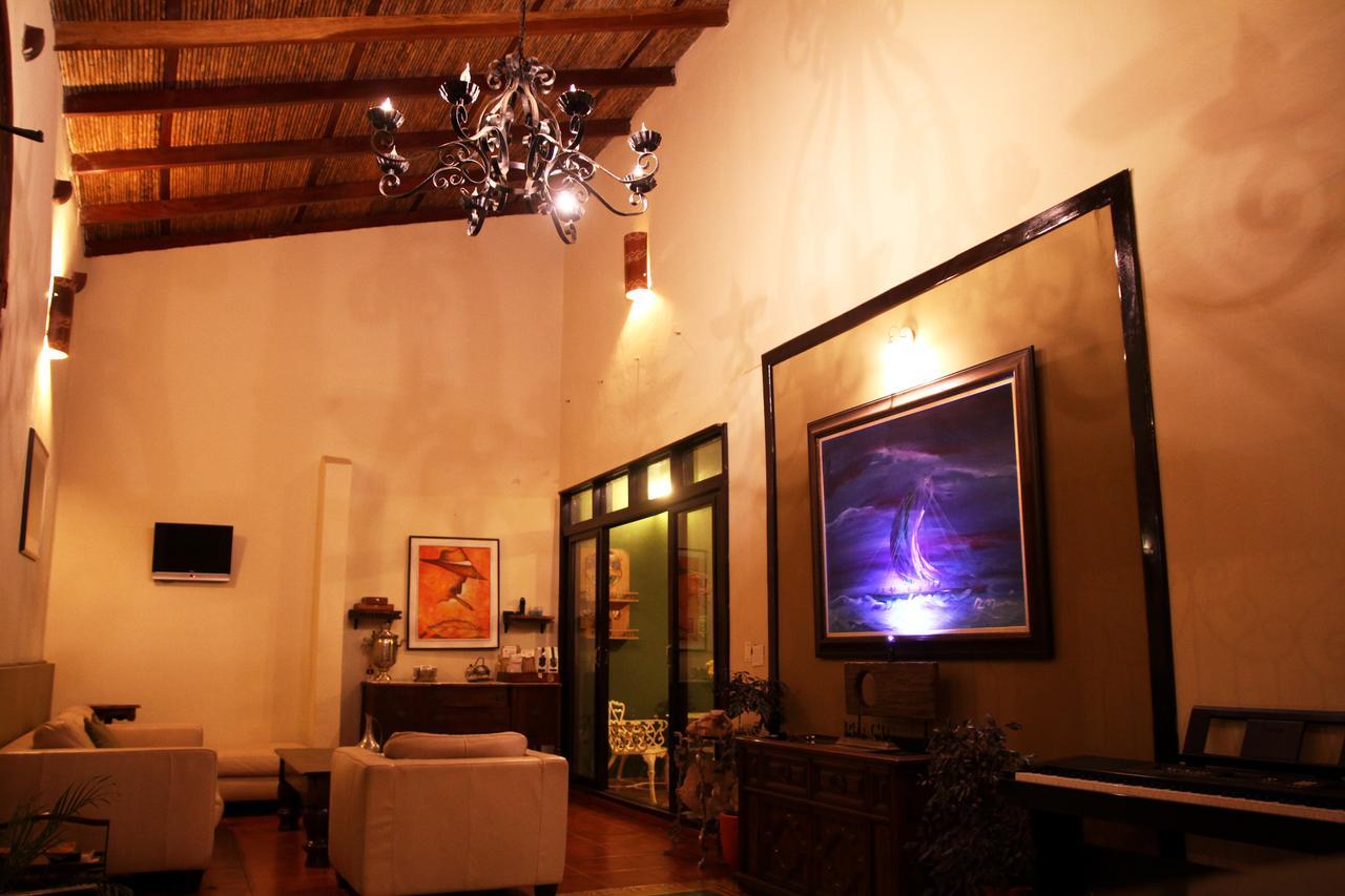 Hotel Los Altos Esteli Exterior photo